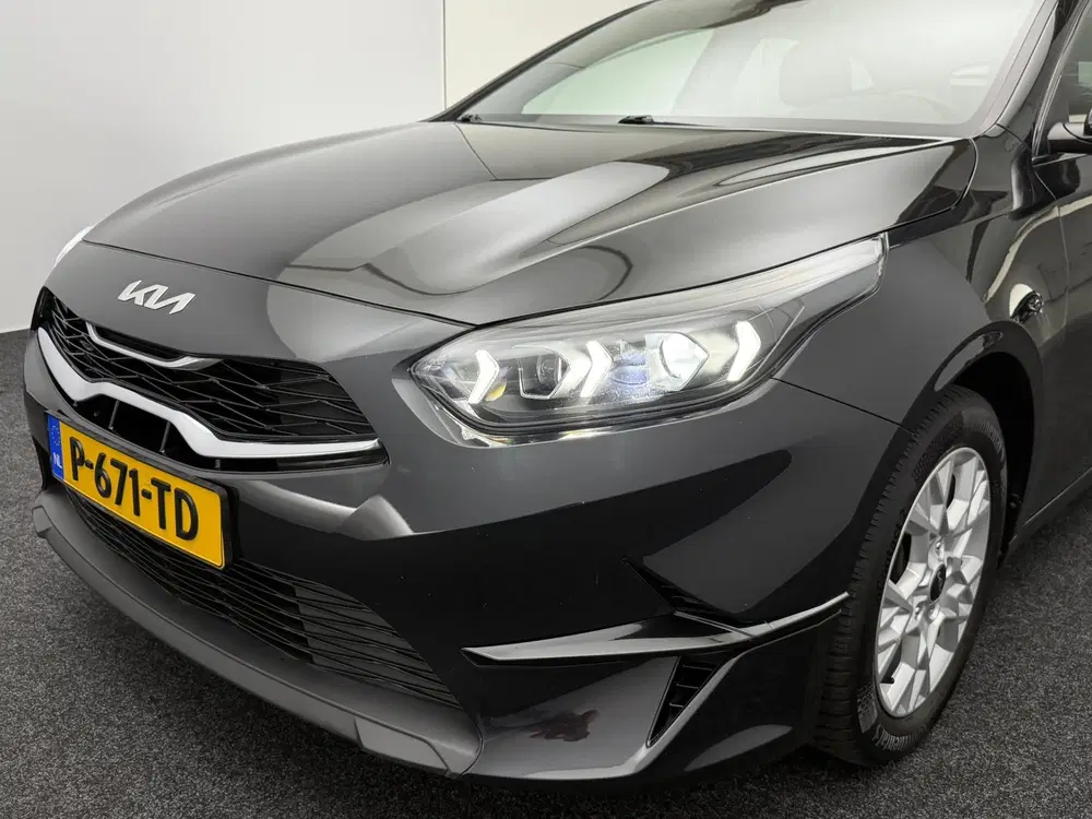 Kia Ceed 1.0 T-GDi DynamicLine uit 2022, foto 3