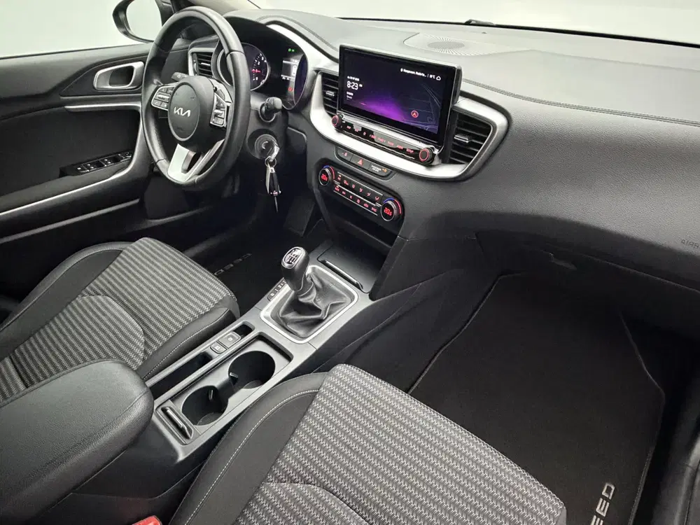 Kia Ceed 1.0 T-GDi DynamicLine uit 2022, foto 8