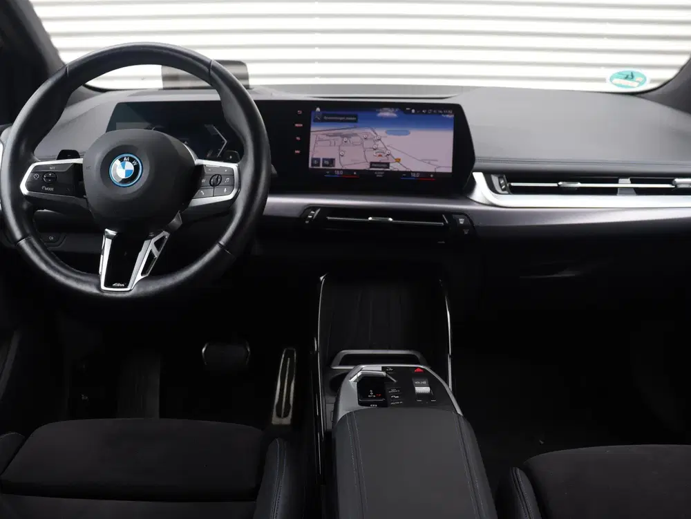 BMW 2-serie Active Tourer 225e xDrive uit 2023, foto 11