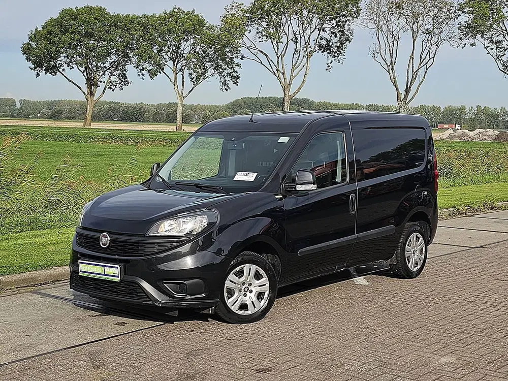 Fiat Doblo 1.3 ac euro6 uit 2020, foto 2