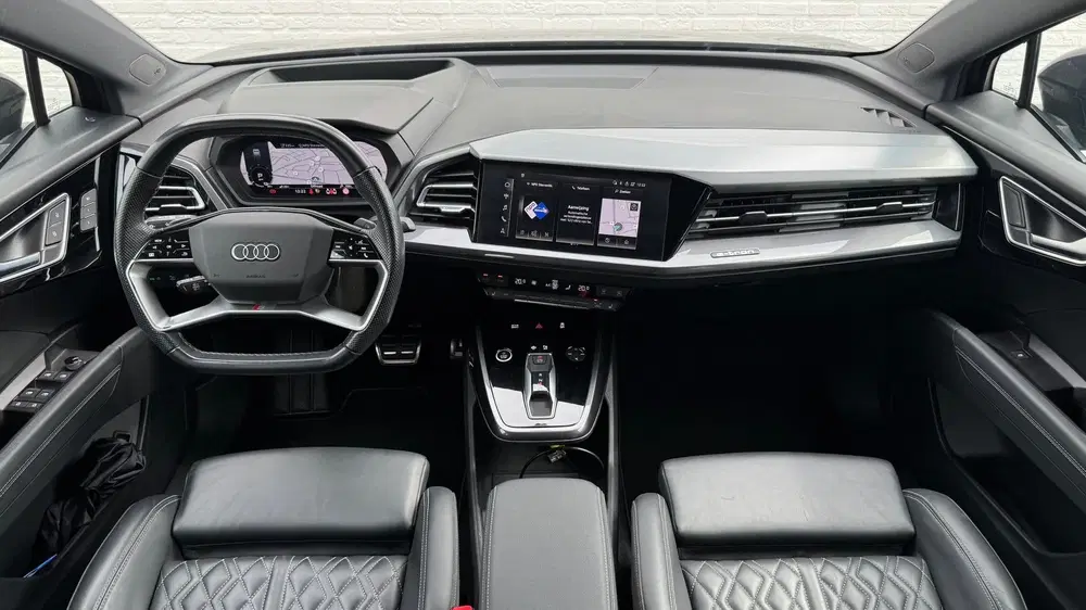 Audi Q4 e-tron 40 S-line Competition SOH 91% Pano uit 2021, foto 2