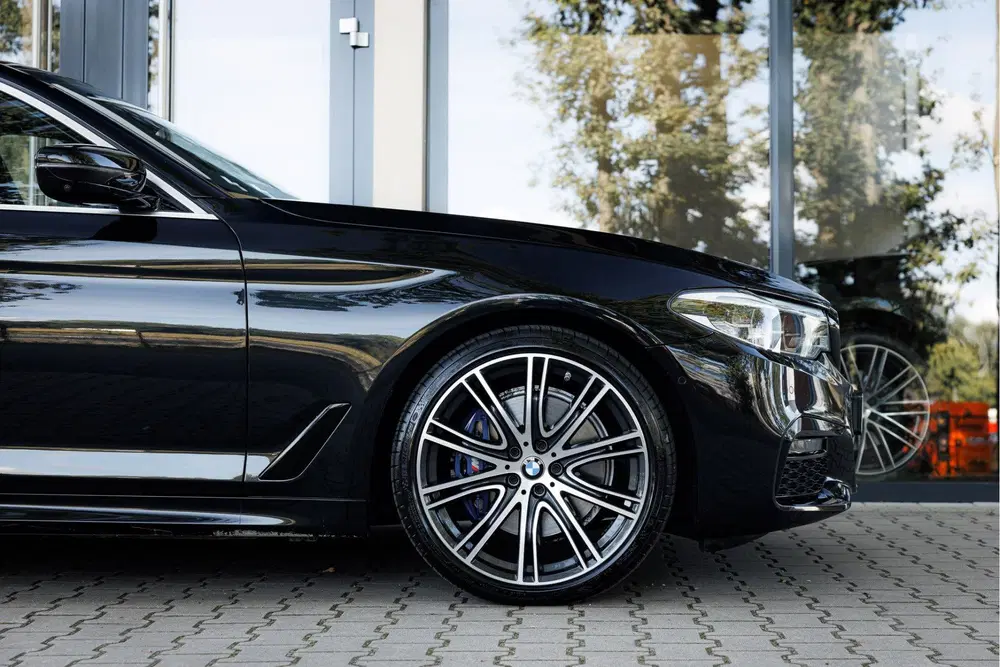 BMW 5-serie Sedan 530i Aut. High Executive uit 2020, foto 10