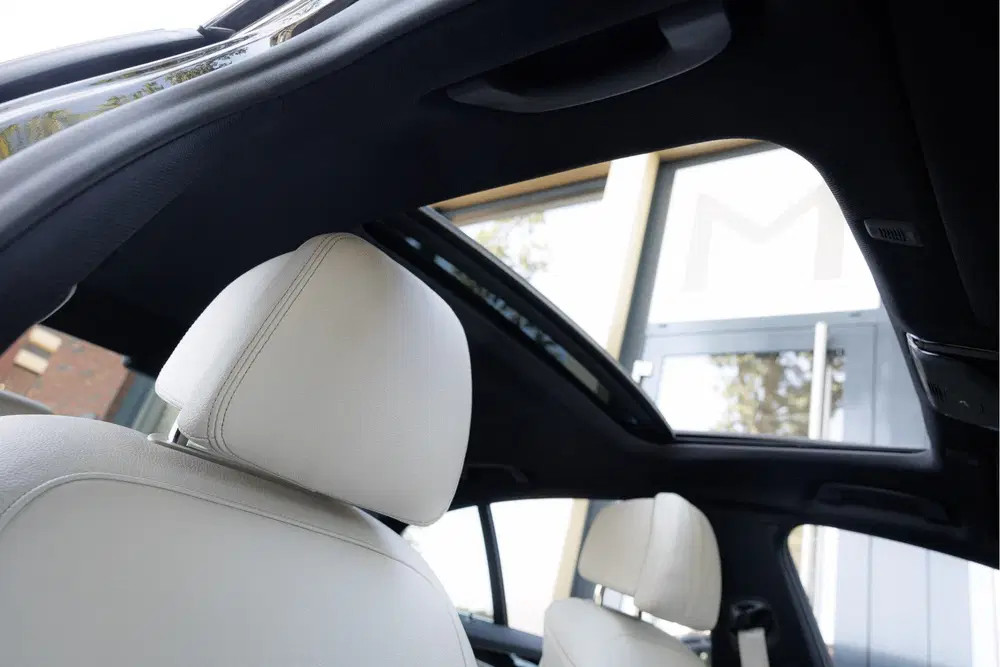BMW 5-serie Sedan 530i Aut. High Executive uit 2020, foto 7