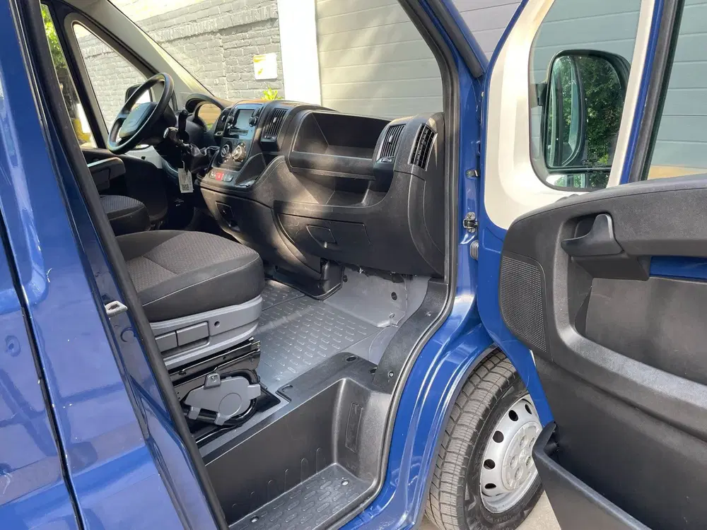 Peugeot Boxer 330 2.2 BlueHDi 120 L2H1 Premium (bj 2021) uit 2021, foto 10