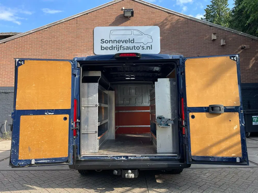 Peugeot Boxer 330 2.2 BlueHDi 120 L2H1 Premium (bj 2021) uit 2021, foto 14