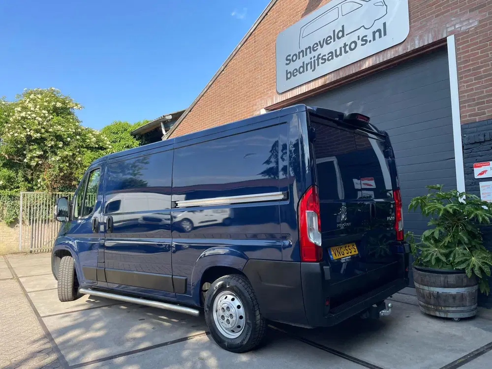 Peugeot Boxer 330 2.2 BlueHDi 120 L2H1 Premium (bj 2021) uit 2021, foto 6