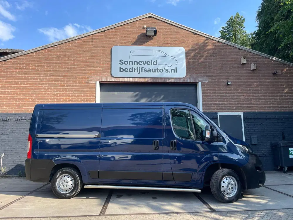 Peugeot Boxer 330 2.2 BlueHDi 120 L2H1 Premium (bj 2021) uit 2021, foto 8