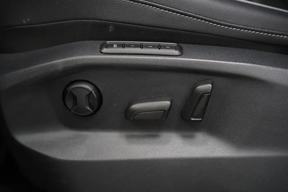 Volkswagen Tiguan 1.4 TSI eHybrid R-Line Business ACC Pano E uit 2023, foto 12