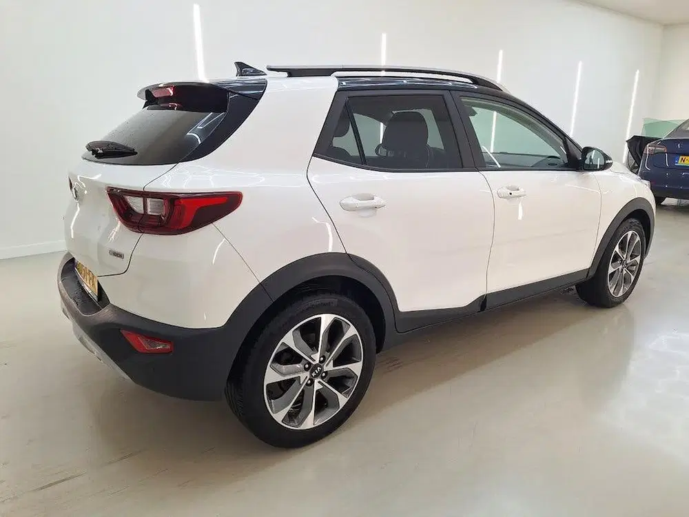 Kia Stonic 1.0 T-GDi 100PK DynamicPlusLine TWO-TONE uit 2019, foto 2