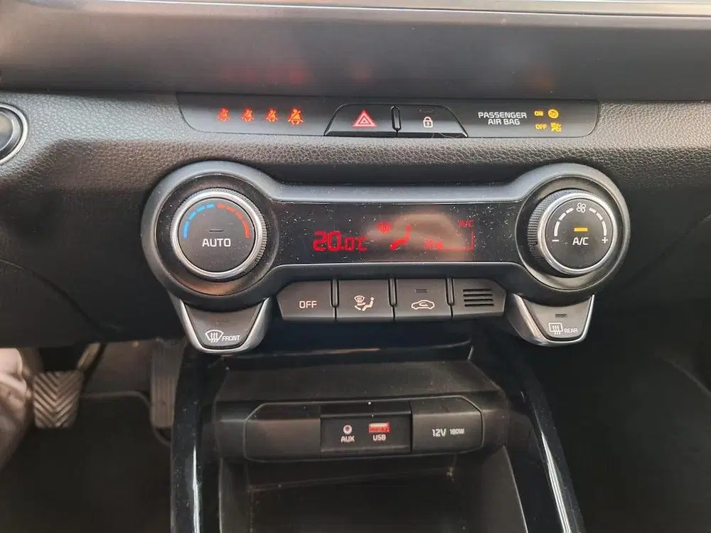Kia Stonic 1.0 T-GDi 100PK DynamicPlusLine TWO-TONE uit 2019, foto 8