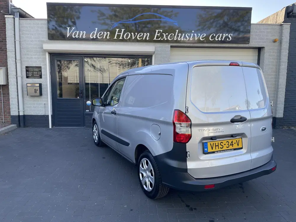 Ford Transit Courier 1.0 Trend EcoBoost S&S Nieuwstaat. uit 2020, foto 8