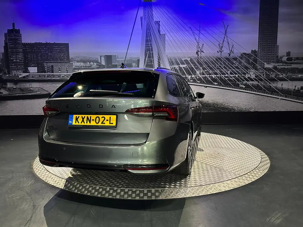 Skoda Octavia 1.5 TSI MHEV Sportline Tour*Pano*Keyless uit 2025, foto 12