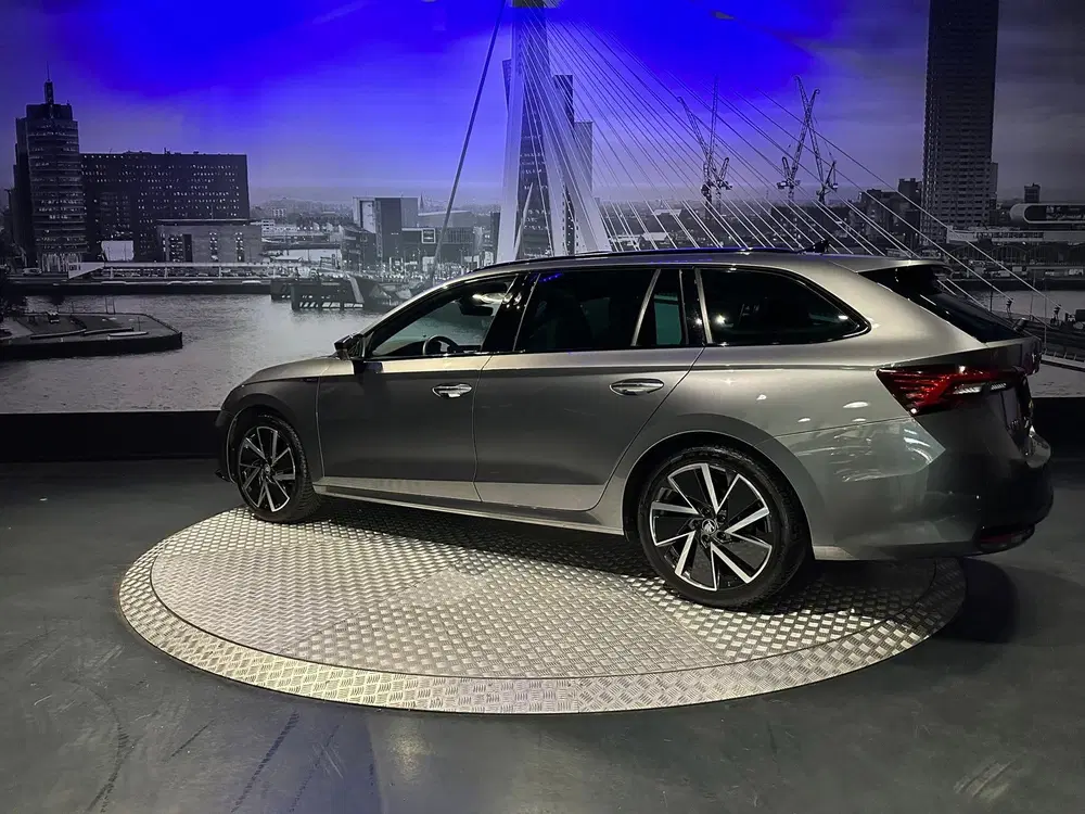 Skoda Octavia 1.5 TSI MHEV Sportline Tour*Pano*Keyless uit 2025, foto 9