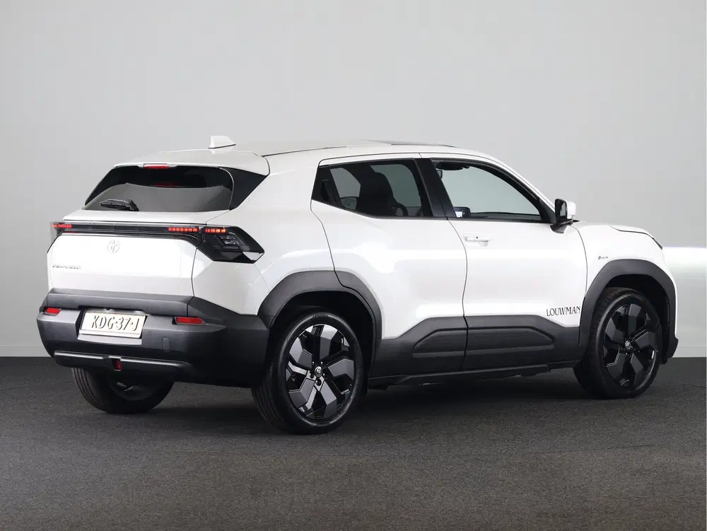 Toyota Urban Cruiser Executive 61 kWh *DEMO* uit 2026, foto 2