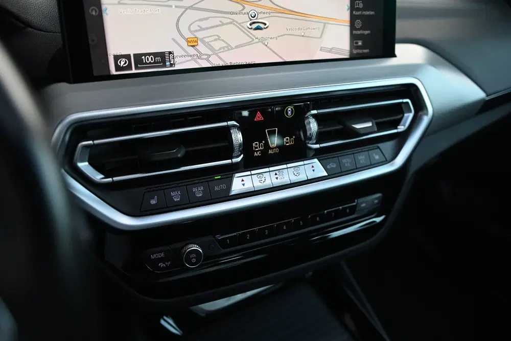 BMW X3 xDrive30e High Executive M Sport Automaat uit 2022, foto 13