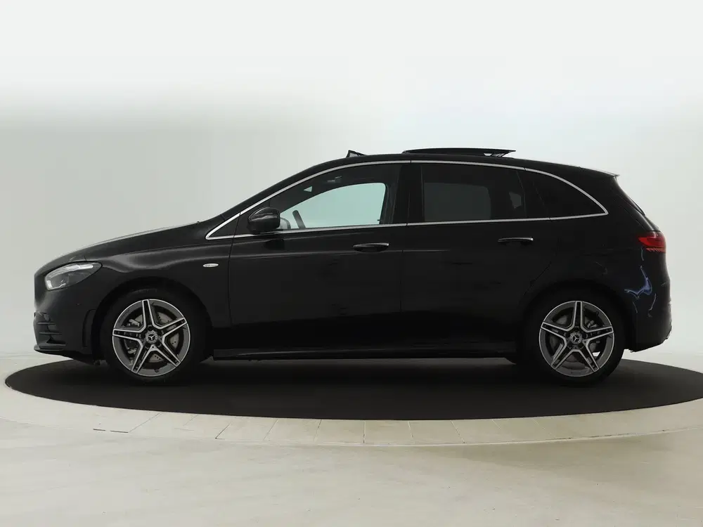 Mercedes-Benz B-Klasse 250 e Business Solution AMG uit 2025, foto 3
