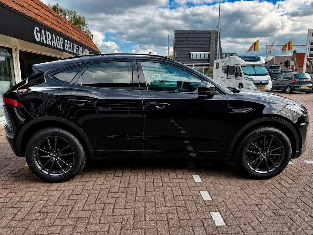 Jaguar E-Pace 2.0 P250 AWD R-Dynamic SE uit 2020, foto 6