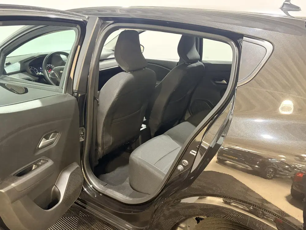 Dacia Sandero 90PK TCe Expression Automaat uit 2024, foto 11