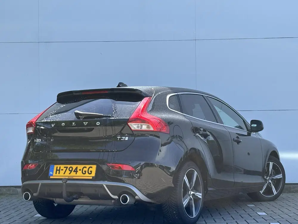Volvo V40 1.5 T3 Polar+ Sport uit 2020, foto 2