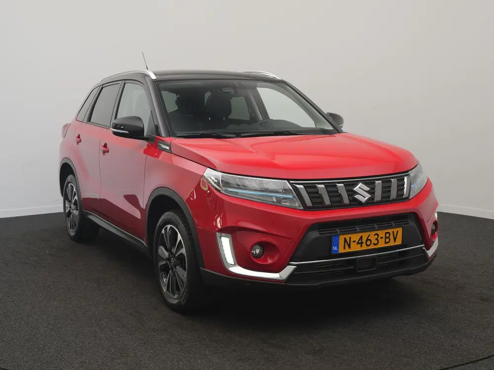 Suzuki Vitara 1.4 Boosterjet Style Smart Hybrid uit 2021, foto 2