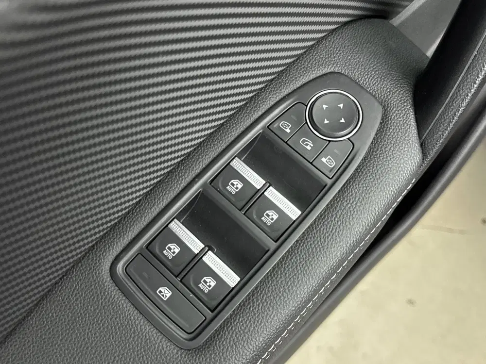 Renault Captur 1.6 E-Tech full hybrid 145Pk E-Tech engine uit 2023, foto 14