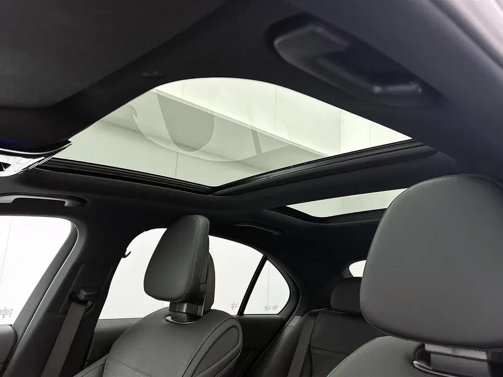 Mercedes-Benz C-Klasse 300 e Business Solution Luxury uit 2026, foto 12