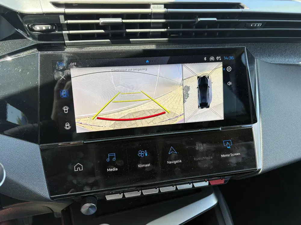 Peugeot 408 Allure 58 kWh uit 2025, foto 15