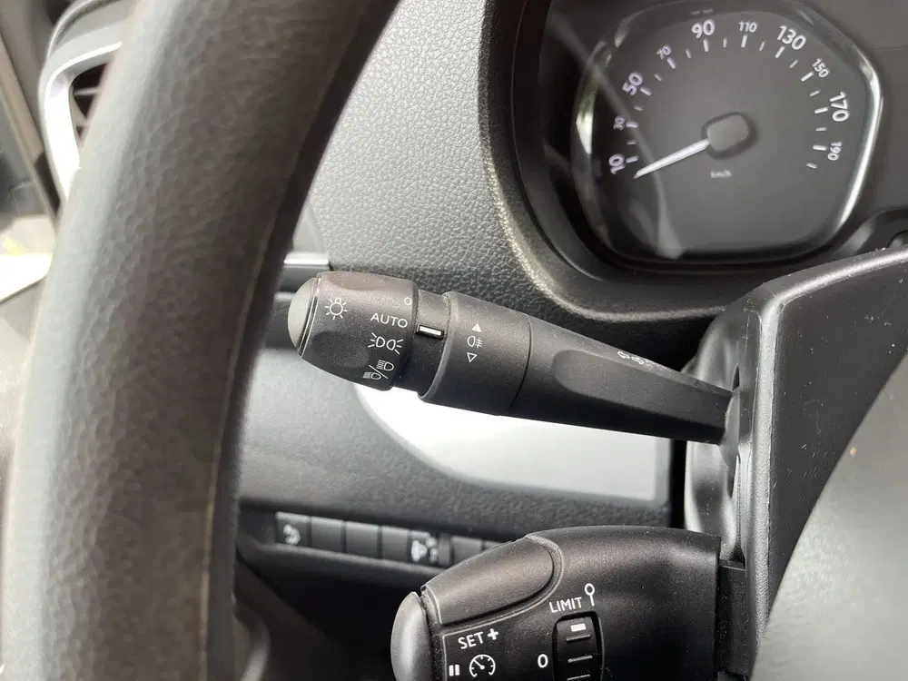 Opel Vivaro 2.0 CDTI L3H1 DC Edition uit 2022, foto 13