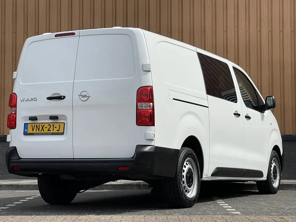 Opel Vivaro 2.0 CDTI L3H1 DC Edition uit 2022, foto 6