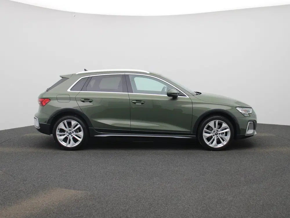 Audi A3 40 TFSI e Advanced edition l Adaptive crui uit 2025, foto 6