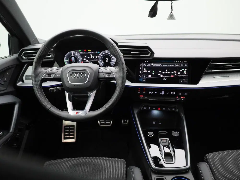 Audi A3 40 TFSI e Advanced edition l Adaptive crui uit 2025, foto 7