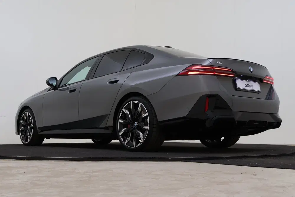 BMW i5 eDrive40 M Sport uit 2026, foto 11