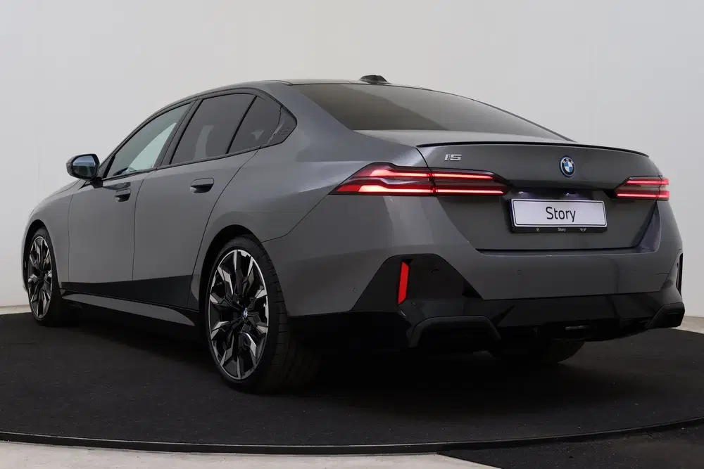 BMW i5 eDrive40 M Sport uit 2026, foto 15