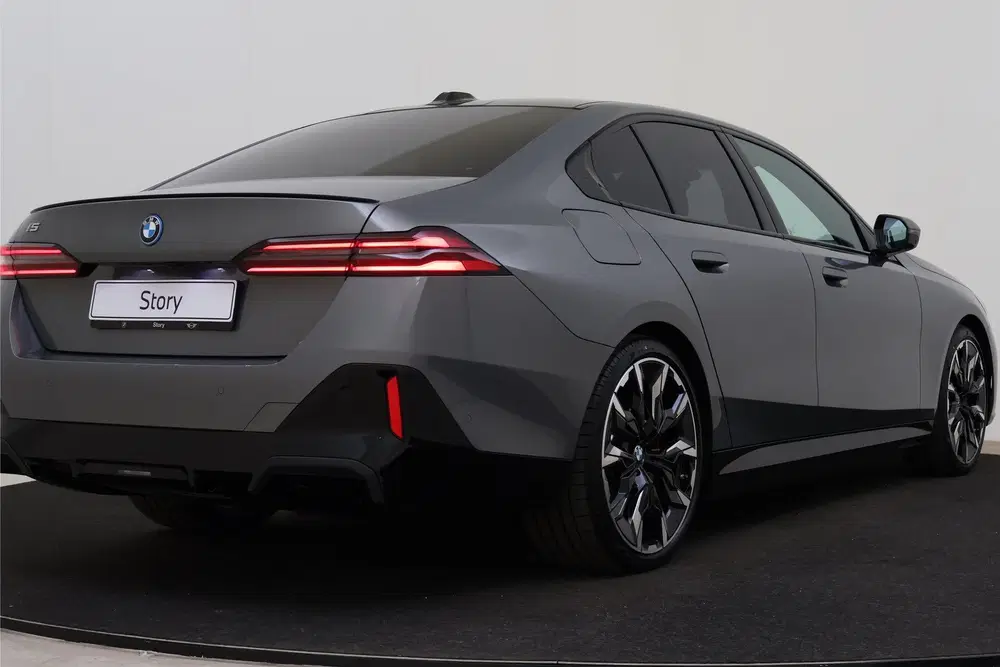 BMW i5 eDrive40 M Sport uit 2026, foto 2