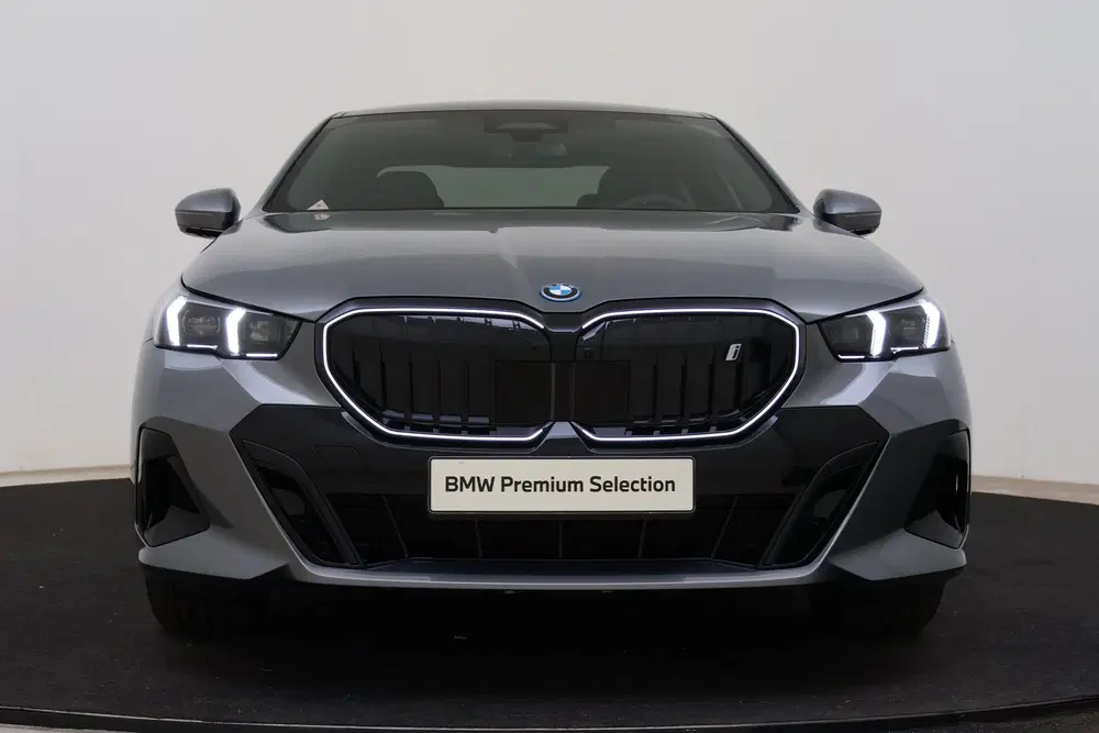 BMW i5 eDrive40 M Sport uit 2026, foto 4