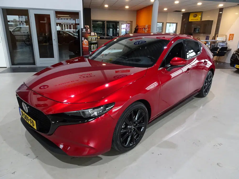 Mazda 3 2.0 e-SkyActiv-X M Hybrid 180 Luxury Autom uit 2020, foto 2