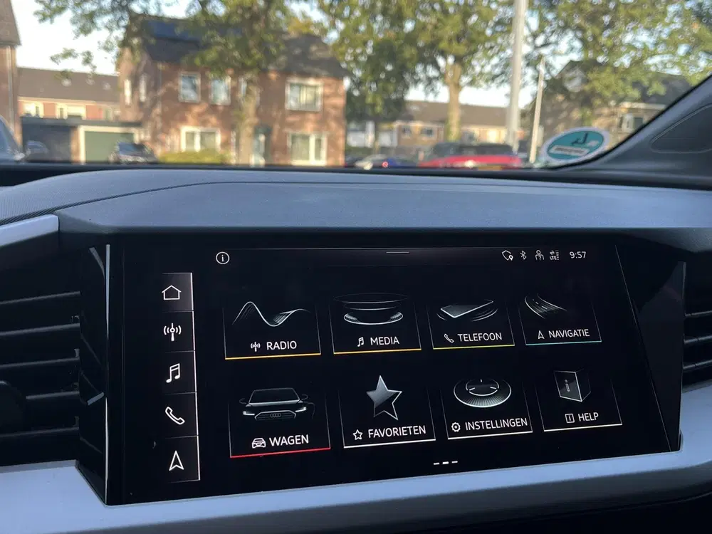 Audi Q4 e-tron 40 Edition 77 kWh Camera uit 2023, foto 15