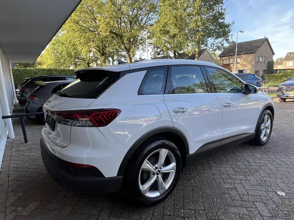 Audi Q4 e-tron 40 Edition 77 kWh Camera uit 2023, foto 3