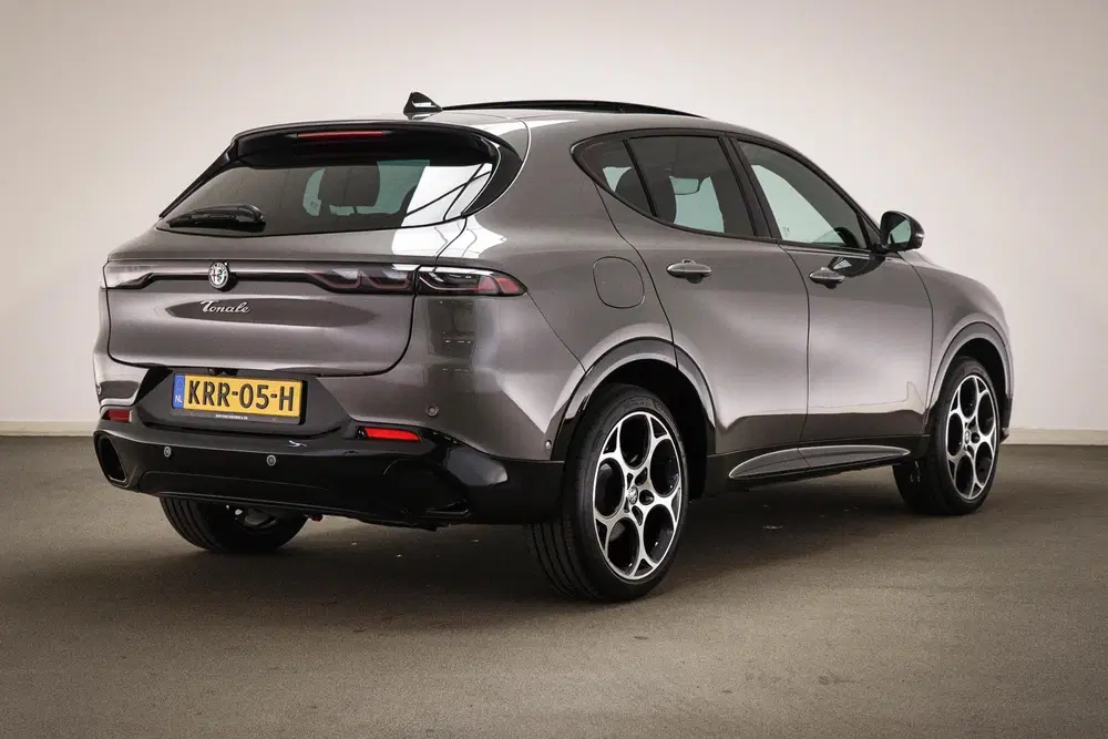 Alfa Romeo Tonale Veloce PANORAMADAK uit 2025, foto 2