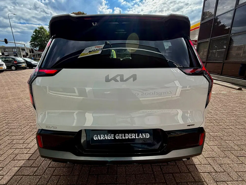 Kia EV9 GT-Line AWD 99.8 kWh uit 2024, foto 11
