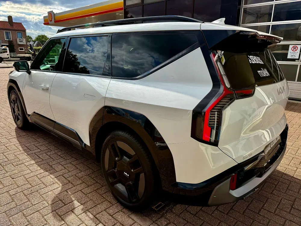 Kia EV9 GT-Line AWD 99.8 kWh uit 2024, foto 12