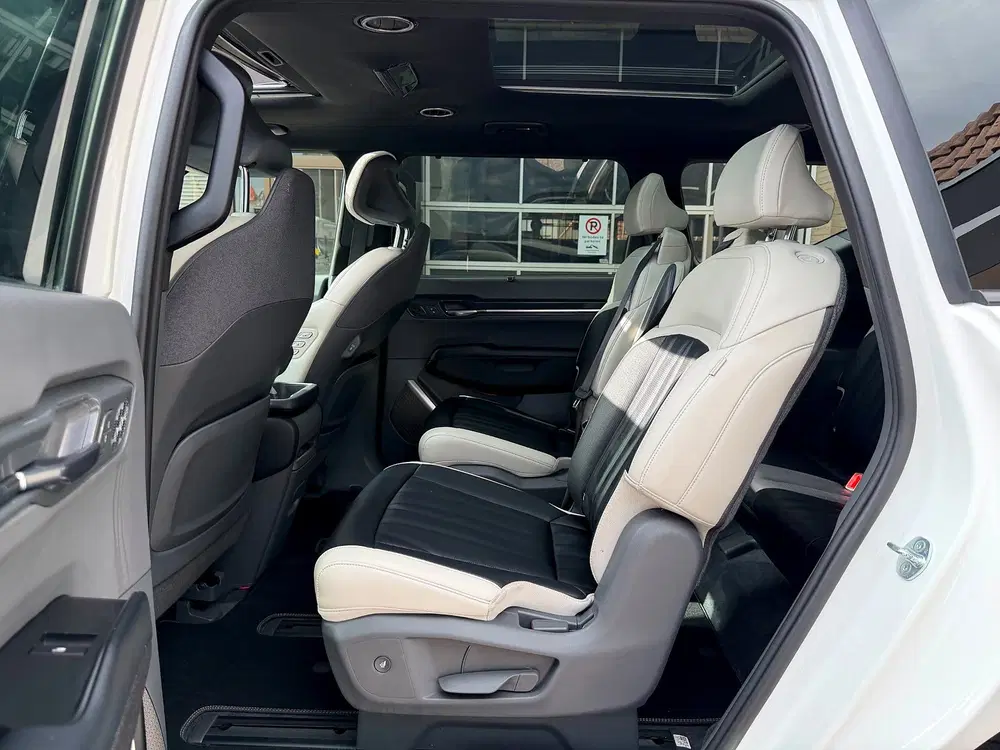 Kia EV9 GT-Line AWD 99.8 kWh uit 2024, foto 14