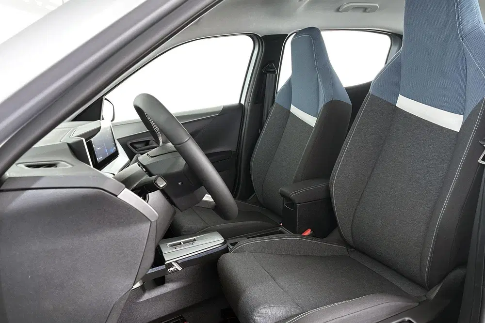 Opel Frontera Electric Edition 44 kWh Achteruitrijcamera uit 2025, foto 6