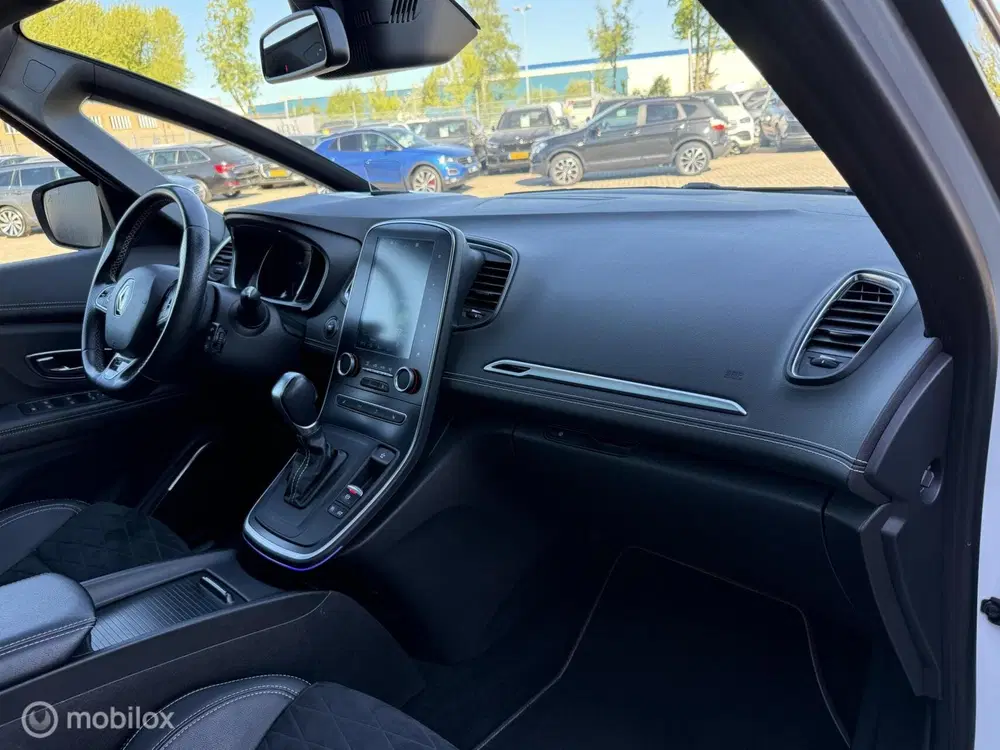 Renault Scenic 1.3 TCe Black Edition PANORAMADAK uit 2019, foto 13