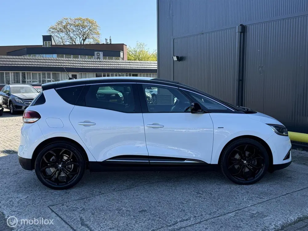 Renault Scenic 1.3 TCe Black Edition PANORAMADAK uit 2019, foto 9