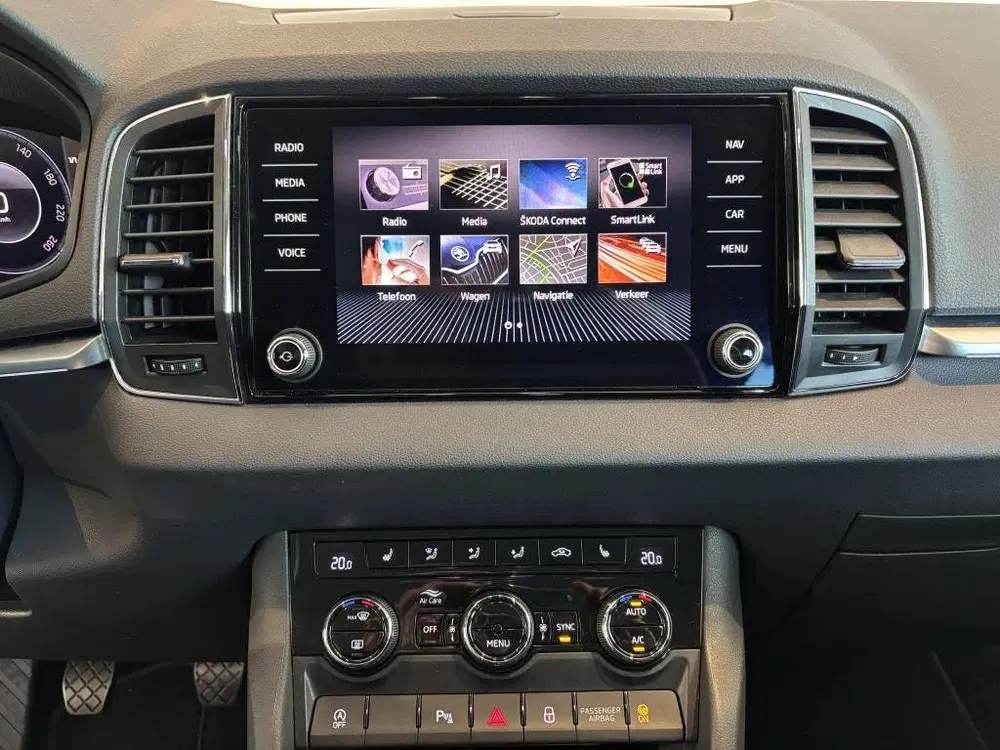 Skoda Karoq 1.0 TSI Business Edition Stoelverwarming uit 2021, foto 14