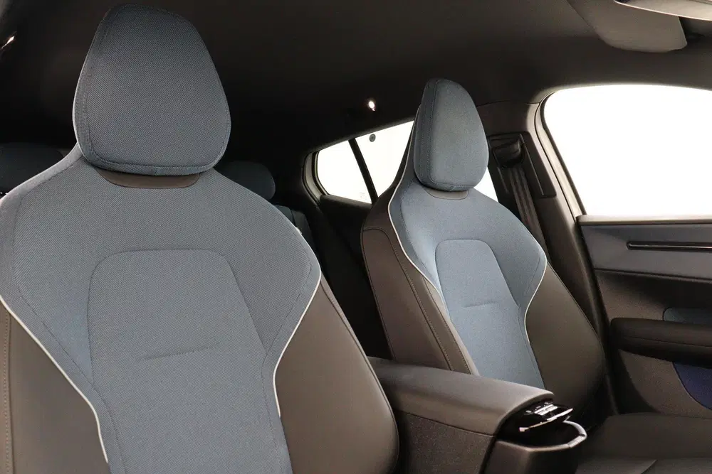 Volvo EX30 SINGLE MOTOR EXTENDED RANGE PLUS 69 kWh -H uit 2025, foto 12