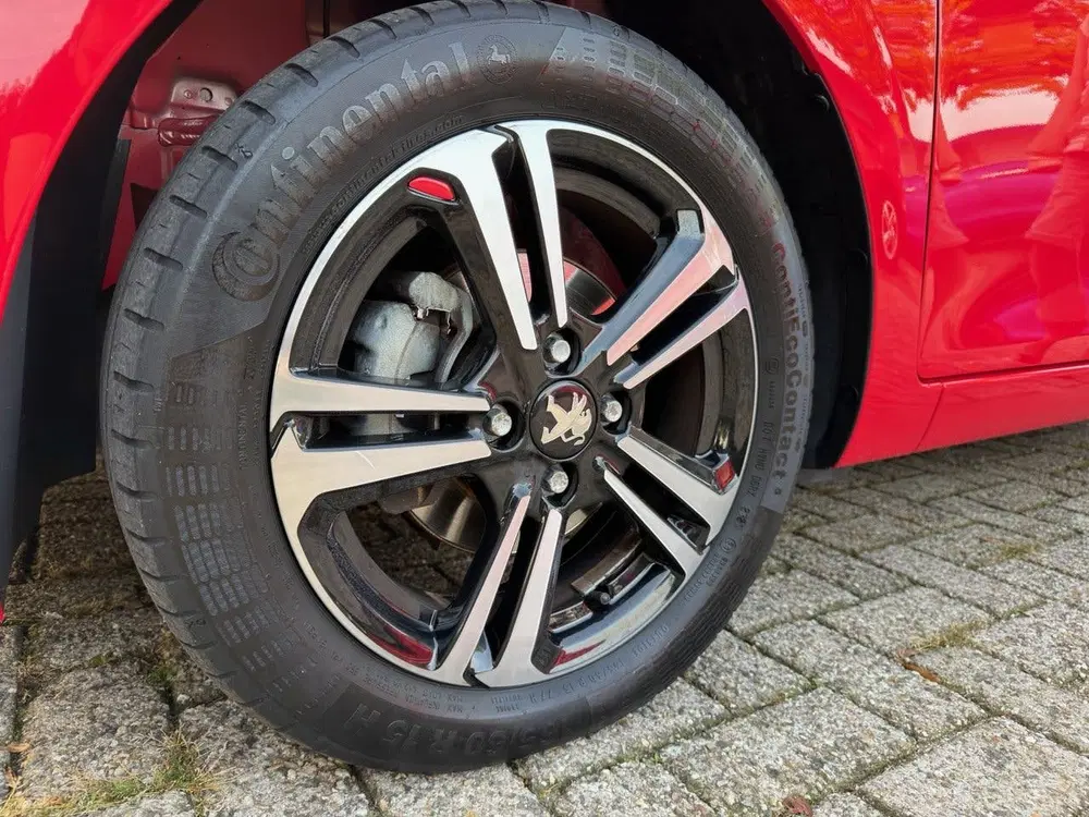 Peugeot 108 1.0 e-VTi GT-Line CARPLAY uit 2019, foto 13