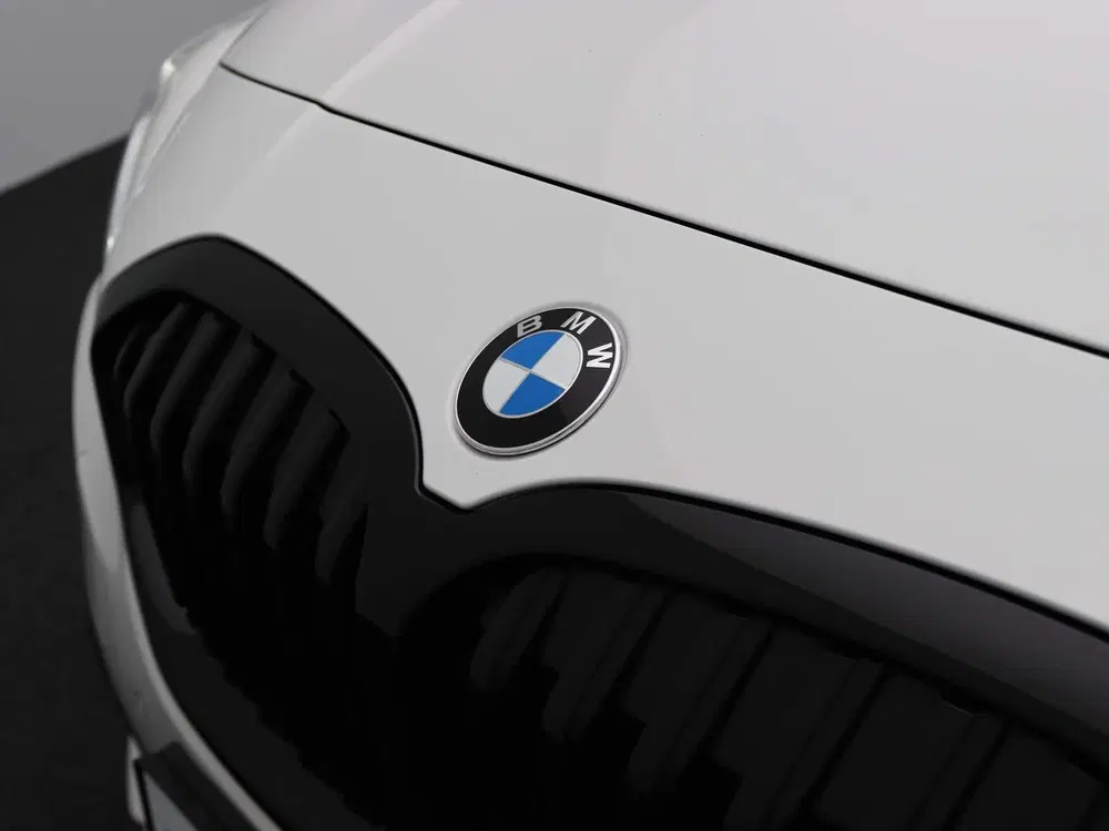 BMW 1-serie 5-deurs 118i High Executive uit 2020, foto 7
