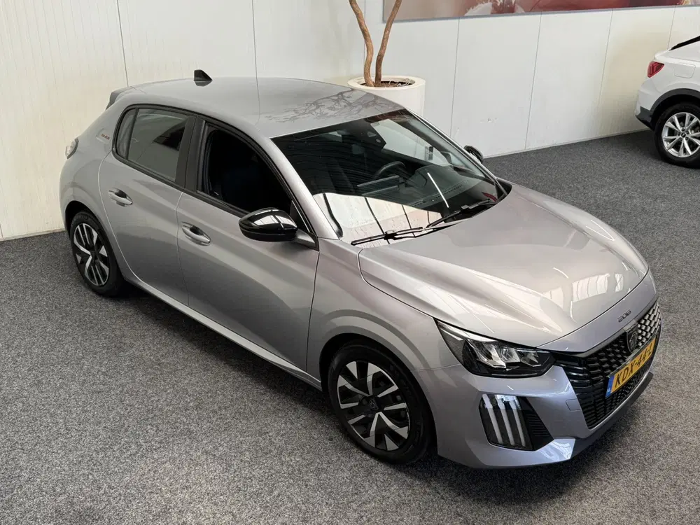 Peugeot 208 1.2 STYLE 100PK MODEL 2025 NAVIGATIE CRUIS uit 2025, foto 10